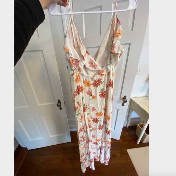 "Karen" Privacy Please Dress (Medium) - Picture 4 of 6